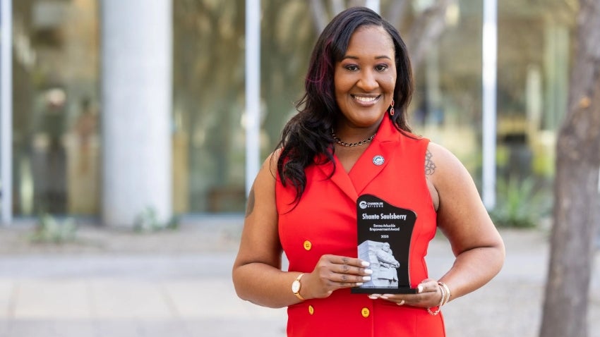 Shante Saulsberry | Emma Arbuckle Empowerment Award Shante Saulsberry | Emma Arbuckle Empowerment Award