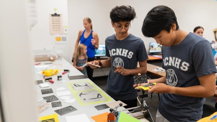 teen art at Chandler Library Contigo