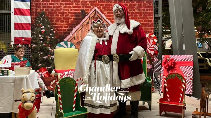 Santa and Mrs. Claus at DC Steakhouse