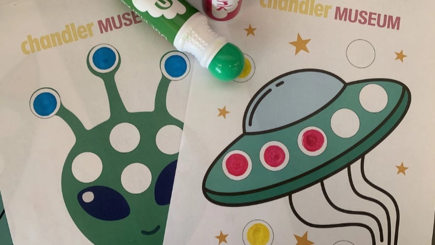 coloring sheets of spacecraft and aliens