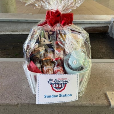 Sundae Station Basket