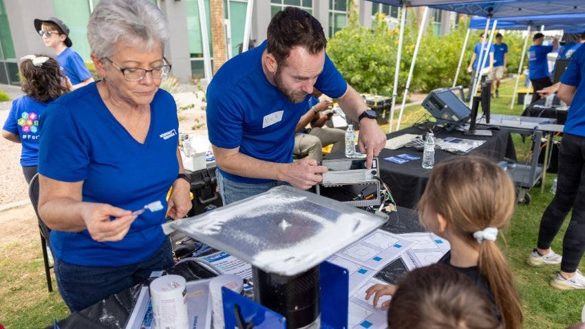Northrop Grumann Volunteers at Chandler Innovation Fair