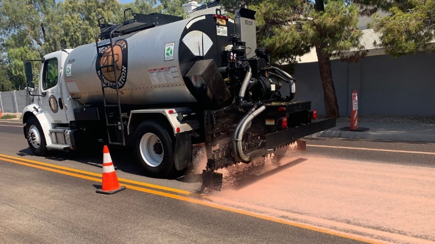 Asphalt Rejuvenator Seal Truck