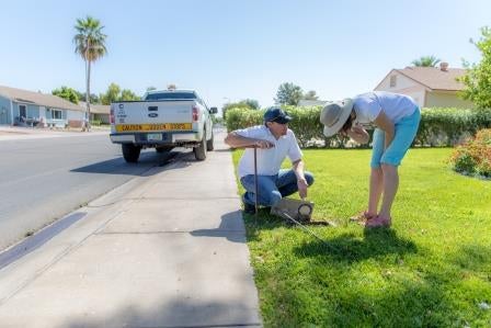 Water meter reader with resident Water meter reader with resident