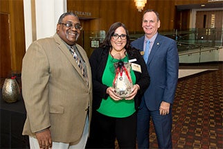 Working Together Award | Phoenix Chandler Hilton Blue Energy Team Working Together Award | Phoenix Chandler Hilton Blue Energy Team