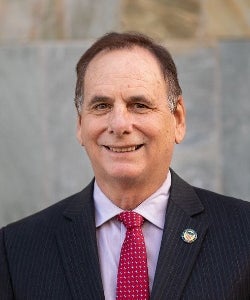 Mayor Kevin Hartke