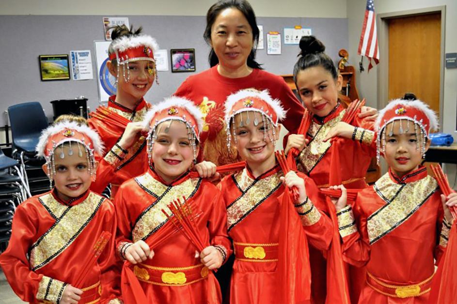 Tarwater Elementary Chinese New Year Dance