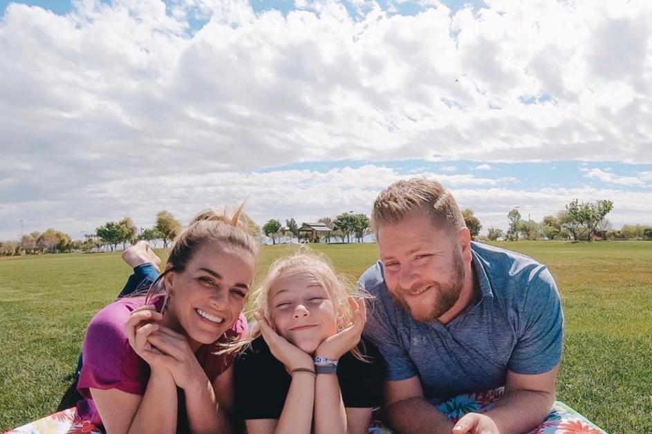 family in tumbleweed park