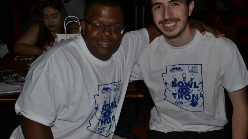bowling players