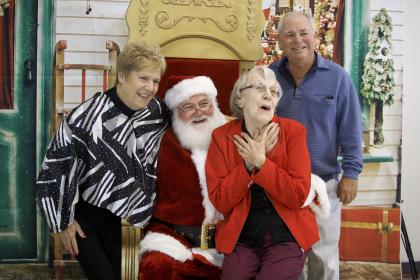 senior holiday dinner dance santa