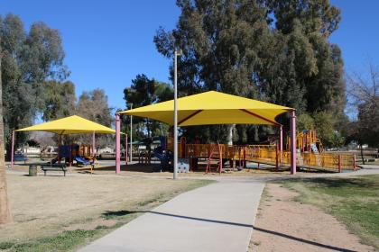 arrowhead meadows park playground