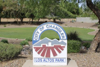 Los Altos Park sign