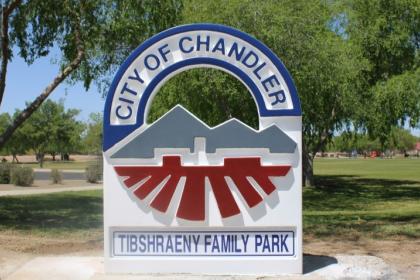 Tibshraeny Family Park Sign