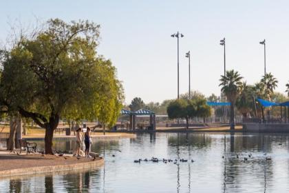 desert breeze lake