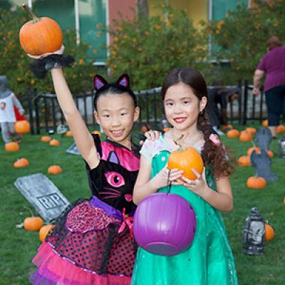 spooktacular princesses in pumpkin patch