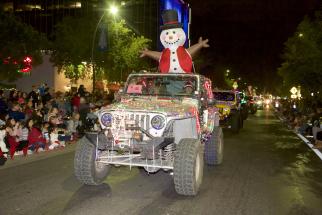 Parade of Lights Snowman Float