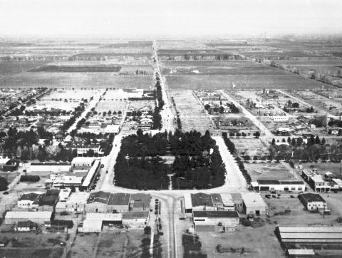 Downtown Chandler (looking north) in the early 1920s