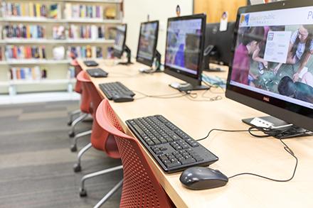 Library computers and technical resources