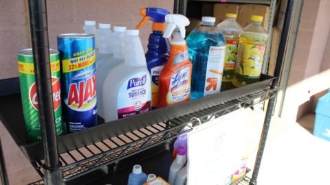 photo showing cleaning supplies 
