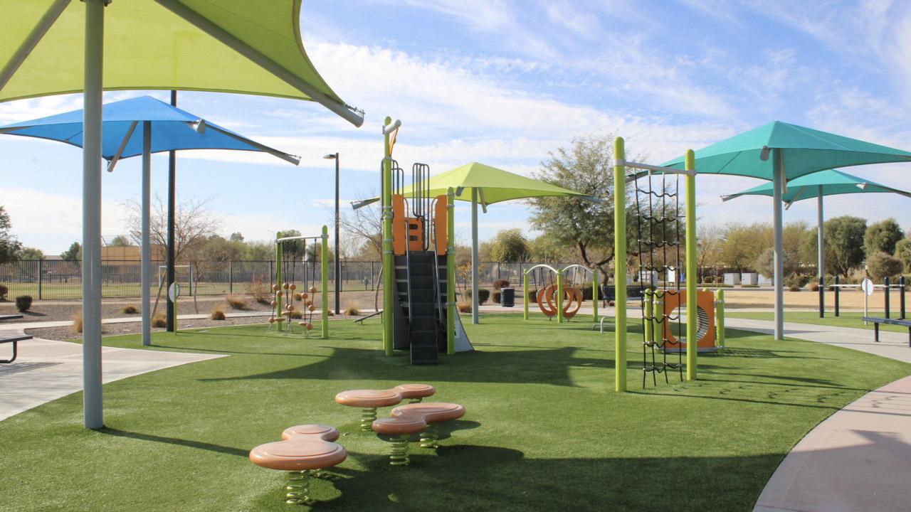 Play structure at Meadowbrook Park
