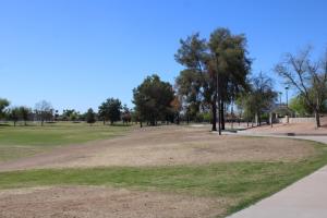 Walking trails at Amberwood Park