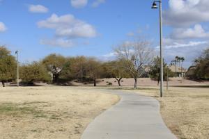 Walking trails at La Paloma Park