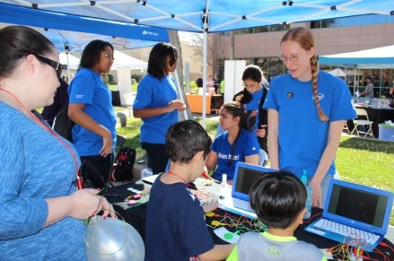 Intel Volunteers